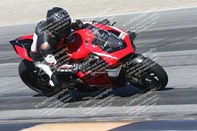 media/Oct-30-2025-Racers Edge (Thu) [[dabbdaf680]]/3-B Group/Session 3 (Turn 15 Inside)/